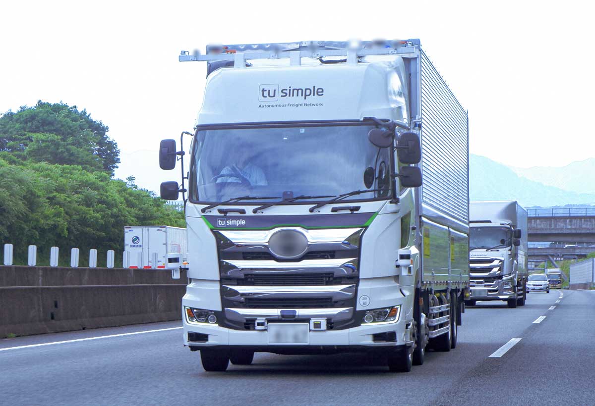 TuSimple／東名高速で走行する自動運転トラックのテスト動画を公開