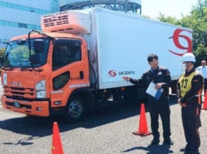 20240620SBS 2 300x224 - SBSゼンツウ／運輸部・広域物流部ドライバーコンテスト開催、18名が競い合う