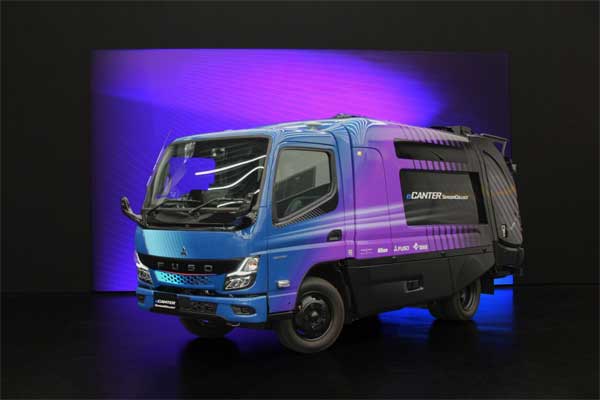 20240807FUSO - 三菱ふそう／新型eCanterベースの自動追尾型ごみ収集車で実証に参加