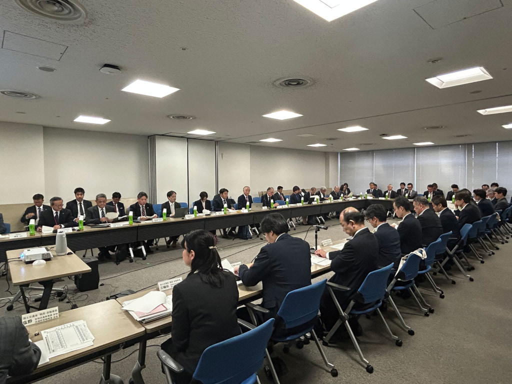 20250509mlit1 1024x768 - 国交省／「総合物流施策大綱に関する検討会」開催、2025年度物流関連予算2618億円