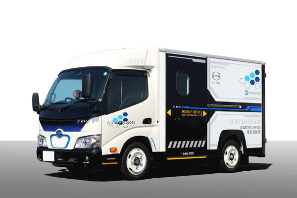 日野/人とくるまのテクノロジー展で「日野デュトロ Z EV モバイルオフィス」を初公開 20250515hino - 日野/人とくるまのテクノロジー展で「日野デュトロ Z EV モバイルオフィス」を初公開