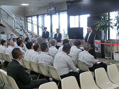 釧路運輸支局/管内初「退職予定自衛官向け就職説明会&運転体験会」開催 20250630kushiro1 - 釧路運輸支局/管内初「退職予定自衛官向け就職説明会&運転体験会」開催