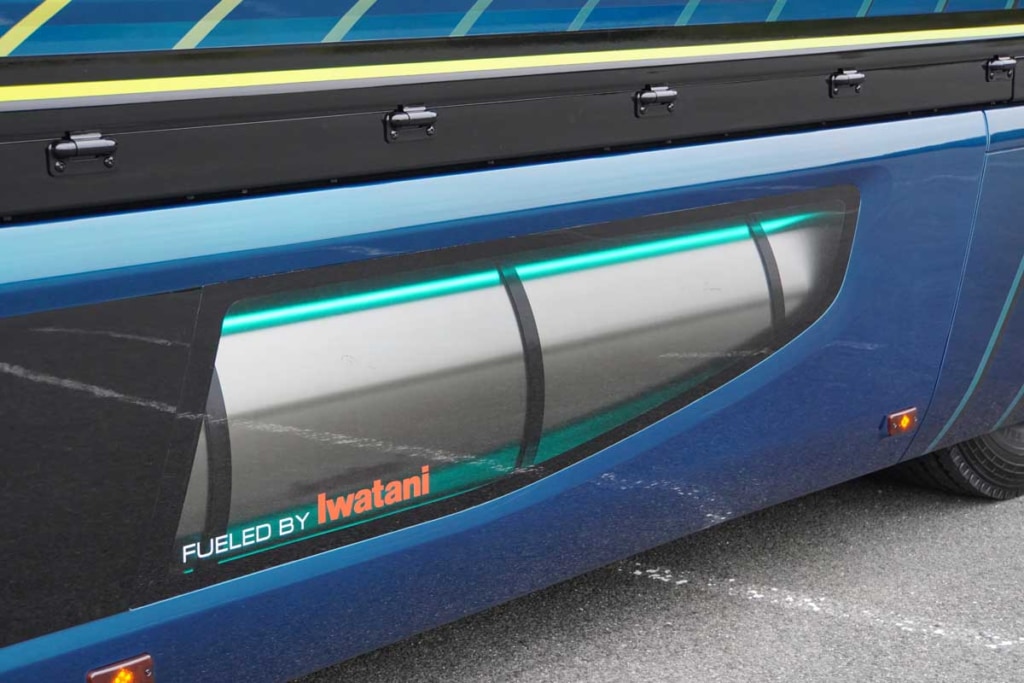 20251104FUSO 6 1024x683 - 三菱ふそう／水素駆動大型トラック開発、全方位で進める