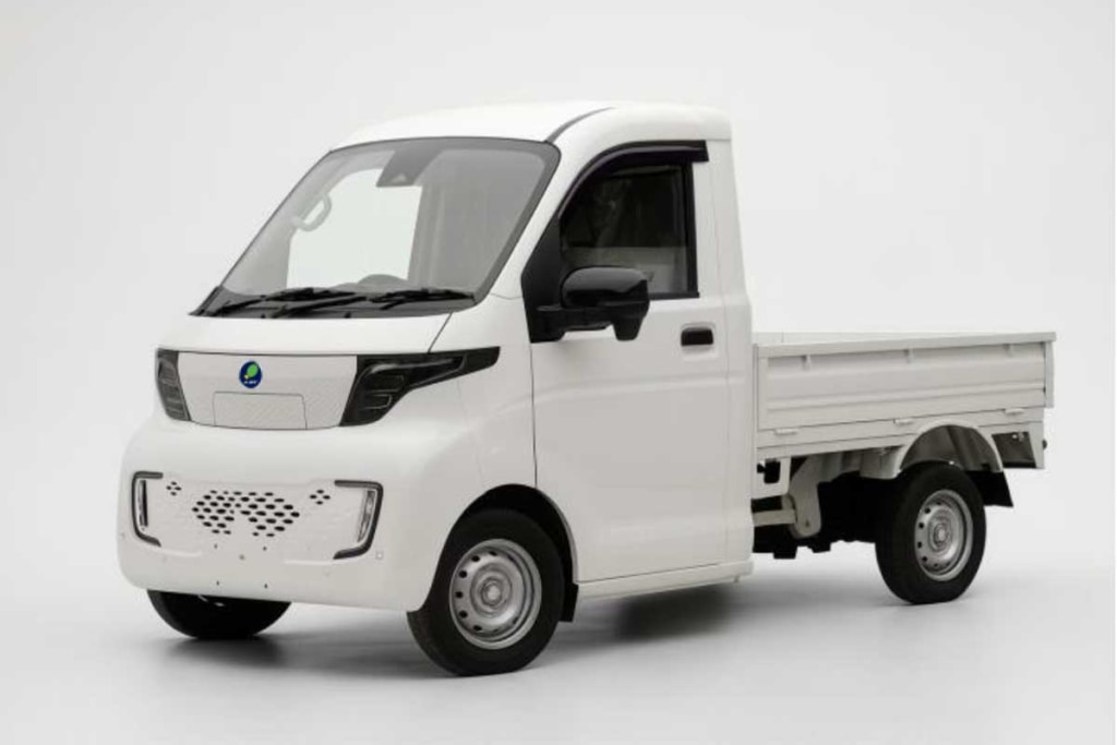 20251202ASF 2 1024x683 - ASF／新型EV軽トラック「ASF2.0PT」プレ寄贈式を沖永良部島で実施