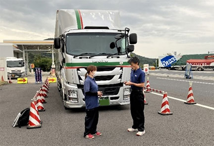 NEXCO東日本/長距離輸送ドライバー交代実証実験を東北道・佐野SAで実施 20251204SANO 3 - NEXCO東日本/長距離輸送ドライバー交代実証実験を東北道・佐野SAで実施