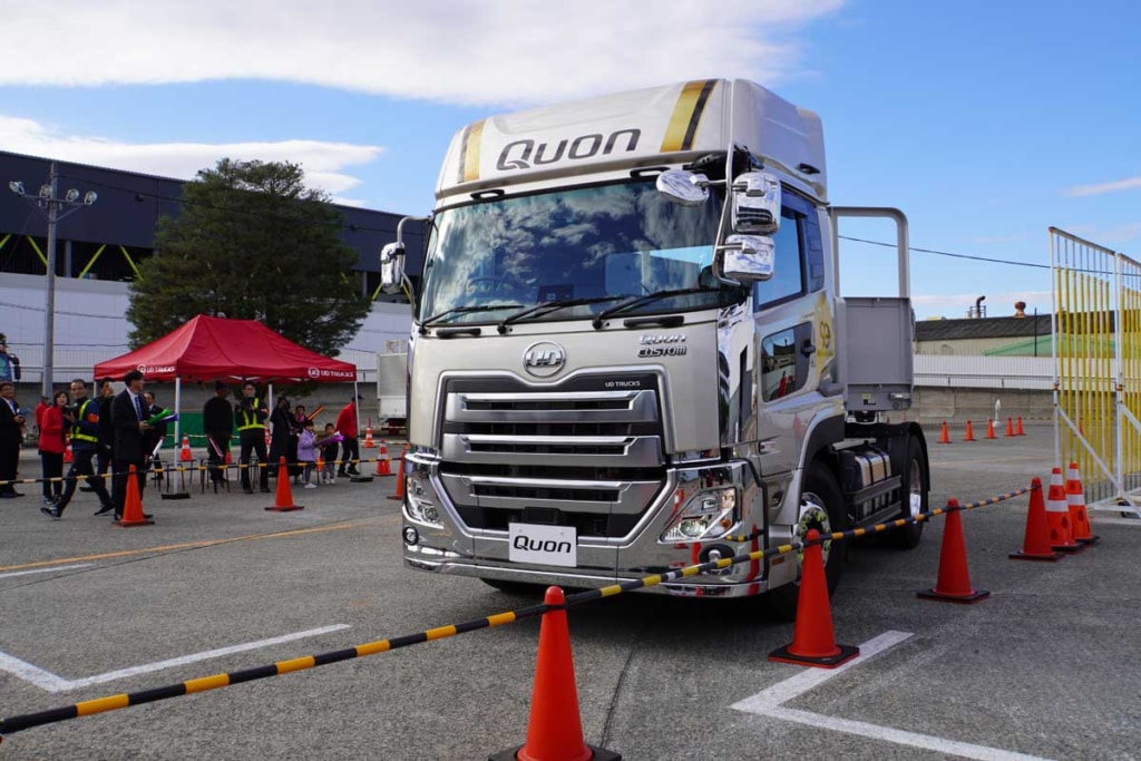 20251210UD 1024x683 - UDトラックス／日本一のトラクタードライバーを決める競技大会「THE ONE」を開催