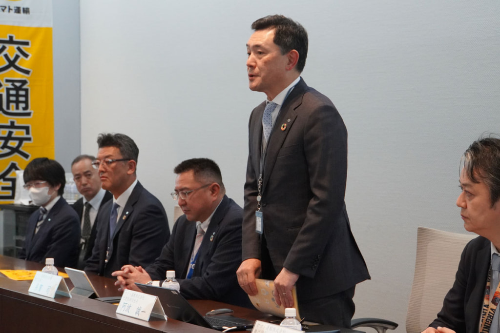 年末年始安全総点検/石原物流・自動車局長がヤマト運輸の点検実施状況を査察 20251211yamato 3 1024x683 - 年末年始安全総点検/石原物流・自動車局長がヤマト運輸の点検実施状況を査察