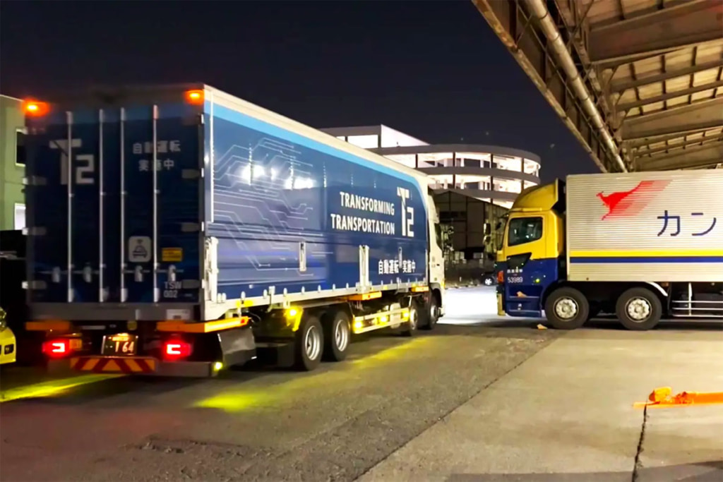 T2/国内初、自動運転「関東ー関西間1日1往復」実証実験に成功、物流事業者7社が協力 20260225t2 1024x683 - T2/国内初、自動運転「関東ー関西間1日1往復」実証実験に成功、物流事業者7社が協力