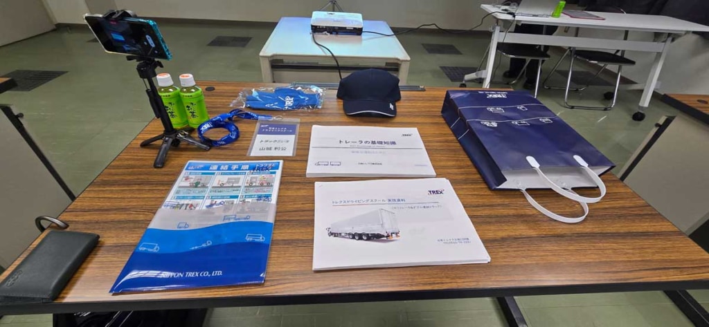 20260326yamashiro 1 1024x473 - トラック最前線／物流課題解決に向けた日本トレクスの取り組み トラックからのステップアップを支援する 「トレクスドライビングスクール」を体験（前編）