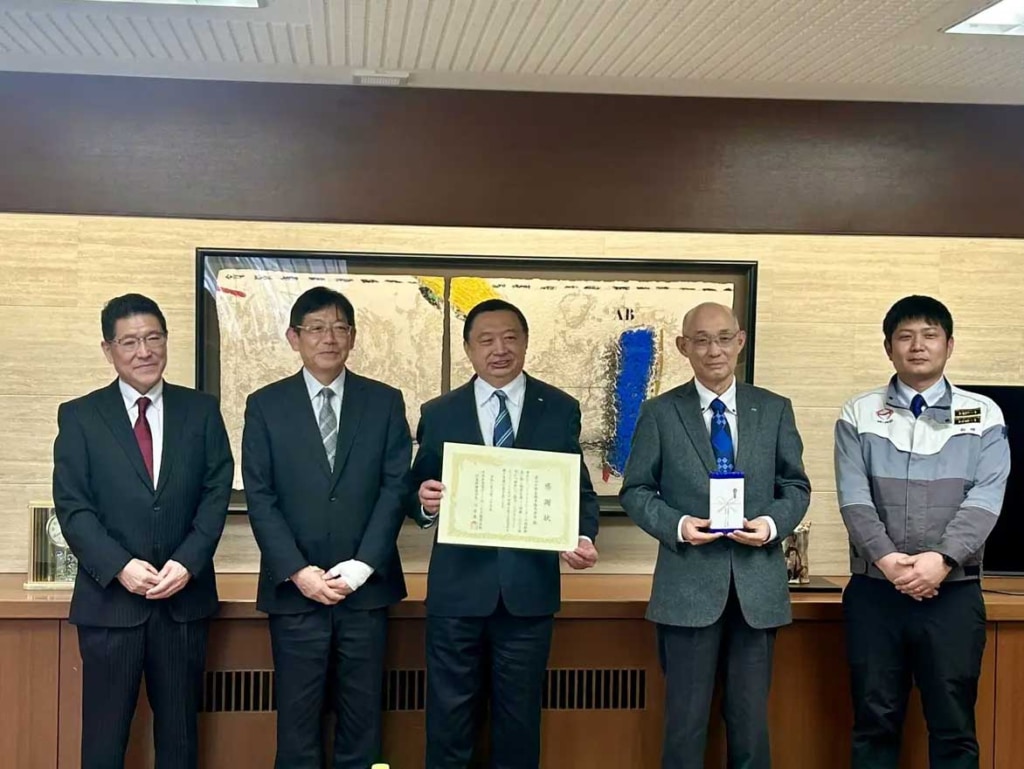 20260327toyama 1 1024x769 - 富山日野自動車／ヘッドランプ用ヒーター実用化貢献で感謝状を受領